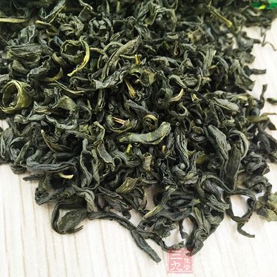 茶叶中含量更多的是有助于减少钙流失的物质