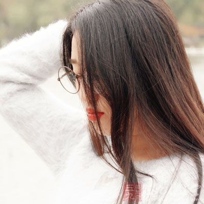 精子可以消毒杀菌，对慢性阴道炎有一定治疗作用