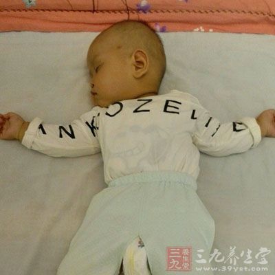 婴儿 14-15小时 婴儿 14-15小时