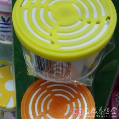 拿掉那个正在散发芳香的空气清新剂