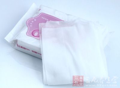 湿纸巾的药液含量一般在80%左右 湿纸巾的药液含量一般在80%左右