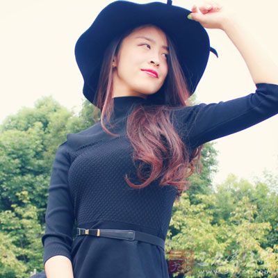 很多追逐木瓜丰胸的女性都反映青木瓜口感干涩,难以进口 很多追逐木瓜丰胸的女性都反映青木瓜口感干涩,难以进口