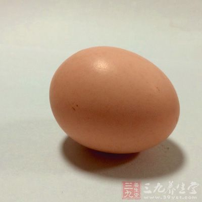 鸡蛋是一种高蛋白食品，人体对鸡蛋的吸收效率很高