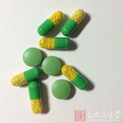 可以适当给予止痛药物治疗