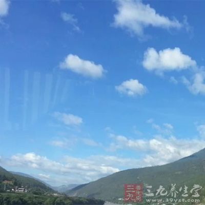 喜马拉雅山是世界上高大雄伟的山系