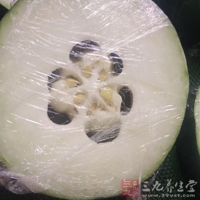 冬瓜是實(shí)用的具有利水消腫之功效的食物