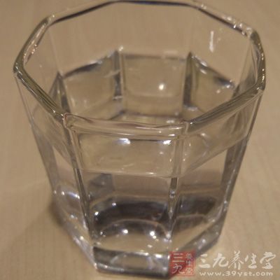 只有特定浓度的盐水才能杀灭一定的细菌