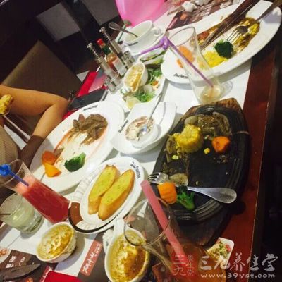 胡萝卜是老人心爱物 胡萝卜是老人心爱物