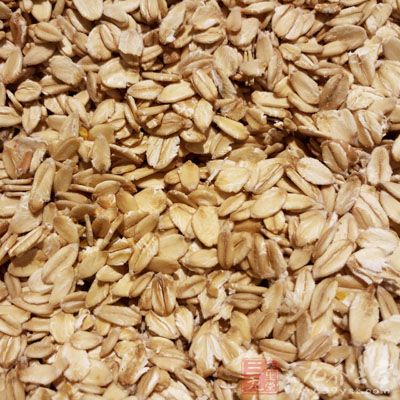 燕麦中含有丰富的膳食纤维
