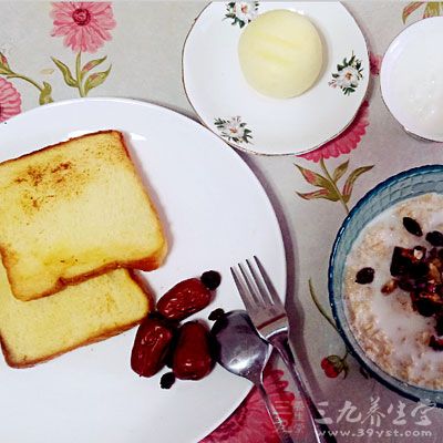 早餐食物盡量做到可口、開(kāi)胃