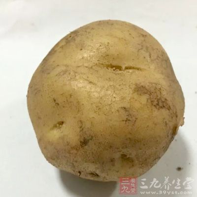 土豆含有豐富的B族維生素及大量的優(yōu)質(zhì)纖維素