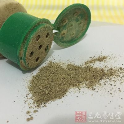 胡椒粉，辣椒粉少许，新鲜鲅鱼1条