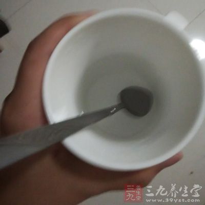 充分飲水能保持呼吸道黏膜濕潤