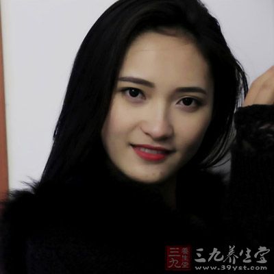 很多婦女都把喜愛的睡衣、內(nèi)衣留給特定的場合