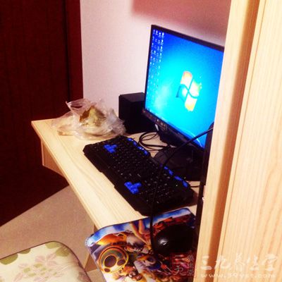 电脑辐射污染会影响人体的循环系统