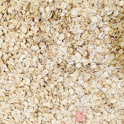 燕麦片粥、清蒸蔬菜、瘦肉和鱼