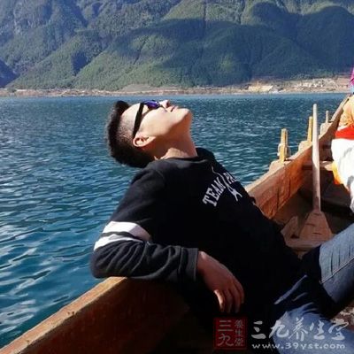 晨起后经常做深呼吸 晨起后经常做深呼吸