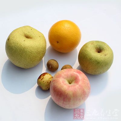 水果和新鲜蔬菜,这些食物可以平衡营养 水果和新鲜蔬菜,这些食物可以平衡营养