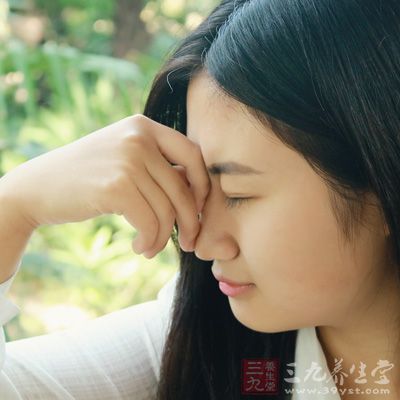 在遗嘱中他说：死而富有是一种耻辱