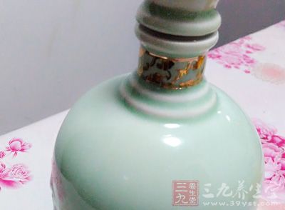 心理测试 你容易“酒后乱性”吗