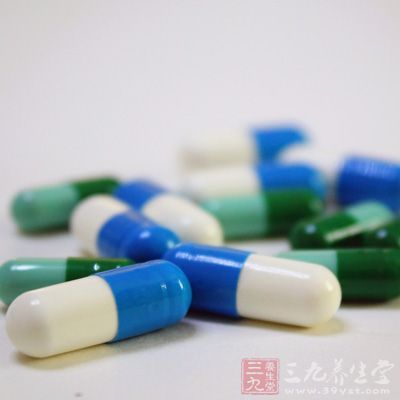 急性者可用抗生素治疗，促使炎症消退