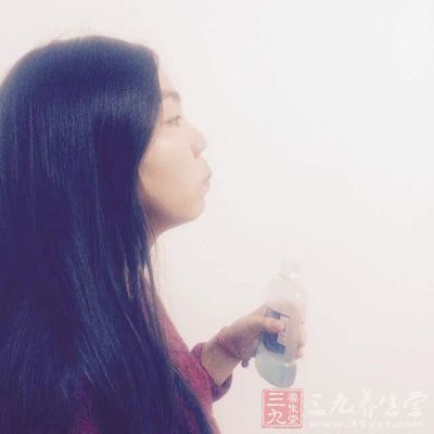 用餐后都会用漱口水漱口