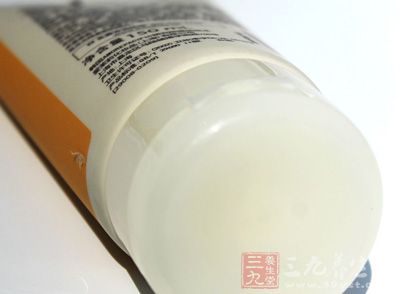 所以无论是纯植物提取,还是化学合成 所以无论是纯植物提取,还是化学合成