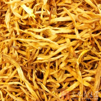 黄花菜煮熟才能去除秋水仙碱