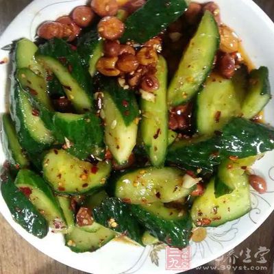 黄瓜果肉脆甜多汁 黄瓜果肉脆甜多汁