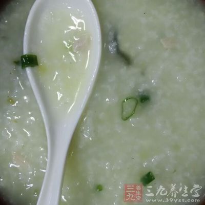 牡蛎肉末粥 牡蛎肉末粥