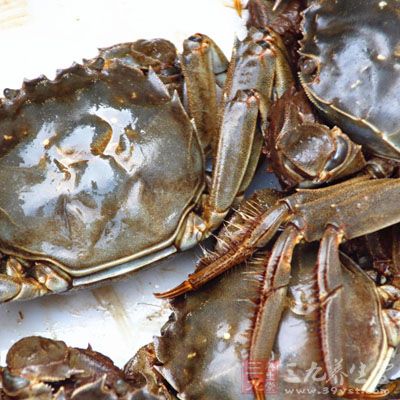 吃螃蟹不可饮用冷饮 吃螃蟹不可饮用冷饮