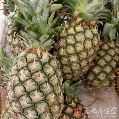 水果：包括柑橘类、菠萝、苹果、香蕉