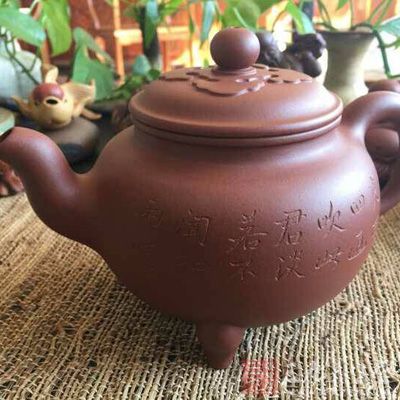 茶中含有咖啡因,它能增强呼吸的频率和深度 茶中含有咖啡因,它能增强呼吸的频率和深度