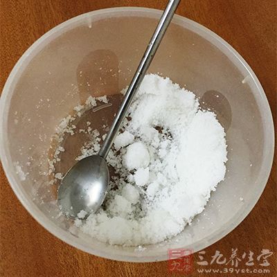 患者要忌食高糖食物，如白糖