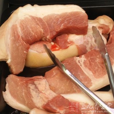 吃肉以瘦肉为宜，以达到祛痰湿与适当控制体重为目的