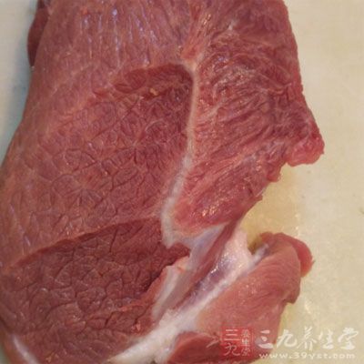 孕妇需要比平时摄入更多的含锌食品，海产品、瘦肉