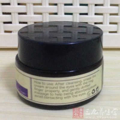 先涂眼霜再涂面霜 先涂眼霜再涂面霜