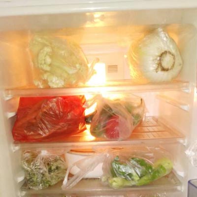 冰箱中生熟食物别混放 冰箱中生熟食物别混放