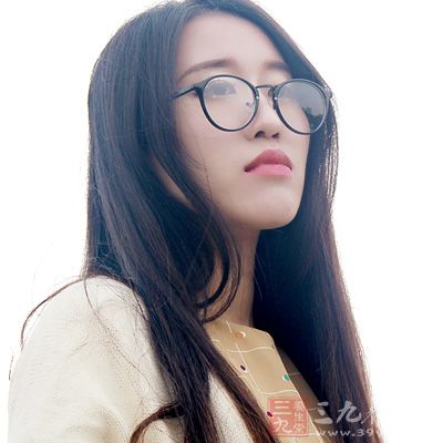 对自己的事业比较热衷，但不会只有事业而没有生活