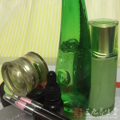 注意选择适合自己的护肤品