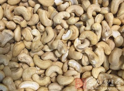 腰果味道甘甜,清脆可口 腰果味道甘甜,清脆可口