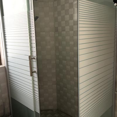 霉菌爱生活在阴暗潮湿的地方 霉菌爱生活在阴暗潮湿的地方