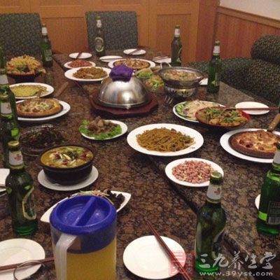 集体聚餐先报告体现安全至上