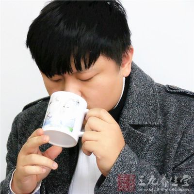 苦丁茶当药用时,如用于降血压、降血脂 苦丁茶当药用时,如用于降血压、降血脂