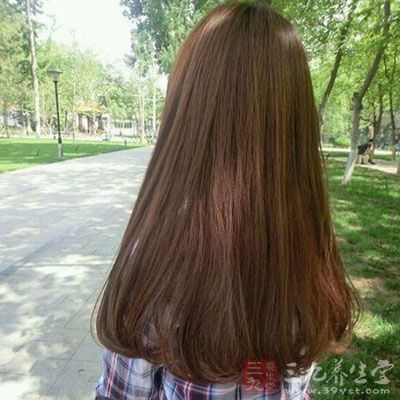 永久性染发剂一般都会使用苯胺类的染料中间体 永久性染发剂一般都会使用苯胺类的染料中间体