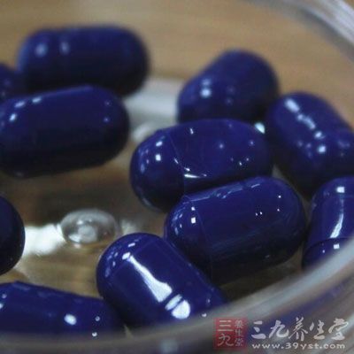 大发作选用苯巴比妥90-300mg/d