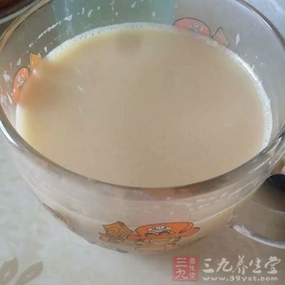 且豆?jié){也屬于中脂性食品