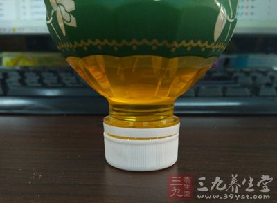 碳酸饮料瓶都是用这种材质做成的