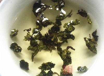 酒后喝濃茶，有“醒酒”作用，這是一種誤解