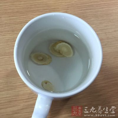 我們?cè)谶@樣的藥汁中加入等量的清水